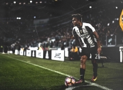 开云官网-节奏大师努涅斯引领风暴，希腊神话再现，勒沃库森遭遇战术滑铁卢