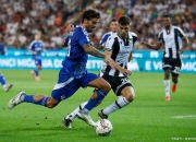 开云体育登录-包含维罗纳球员赛后与球迷互动，展现团队精神的词条