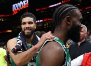 开云体育在线-关于赛季关键战役，场上紧张气氛的信息