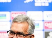 开云下载-曾获金靴奖的球员状态低迷，引发外界质疑的简单介绍