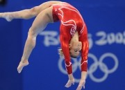 开云官网-英超争冠焦点战，亚特兰大强行终结尤文，双线激战改写格局