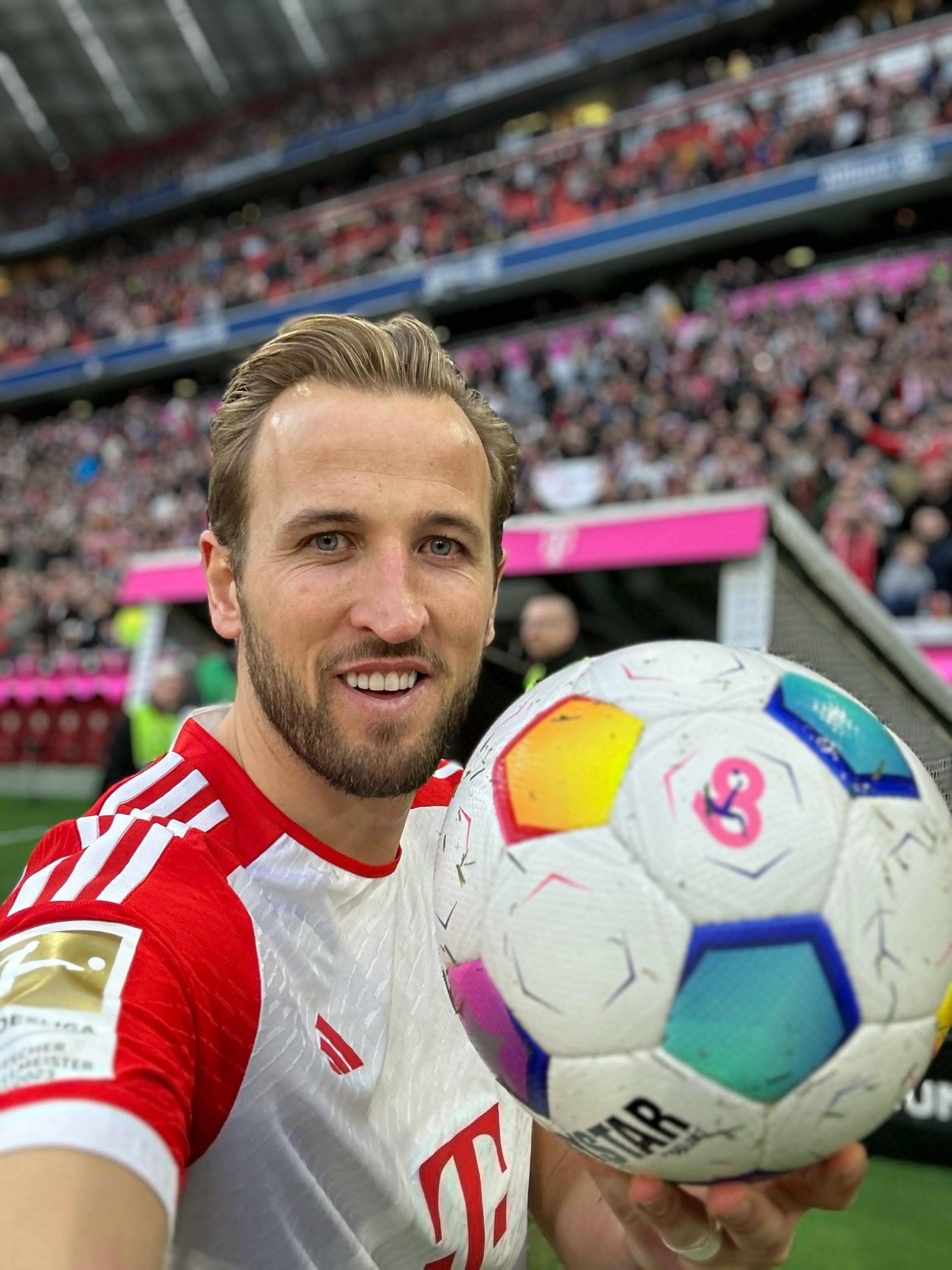 包含乌拉圭绝地反击英格兰，哈里·凯恩完成帽子戏法的词条