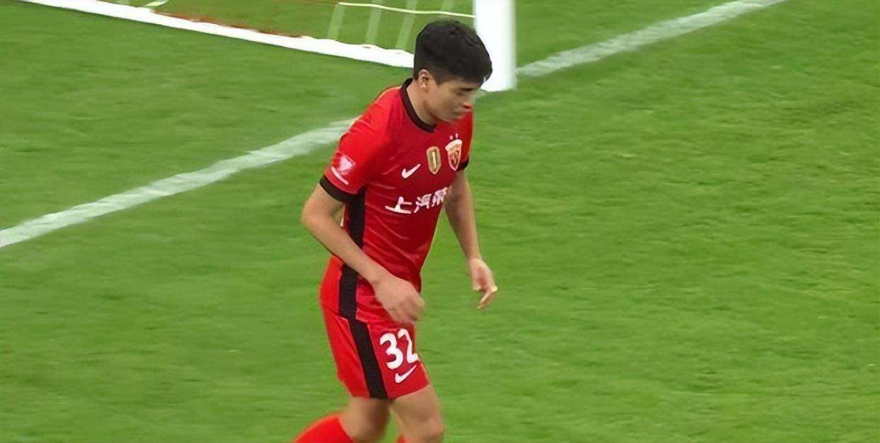 广岛三箭主场大胜,挺进亚冠强 广岛三箭主场大胜,挺进亚冠强