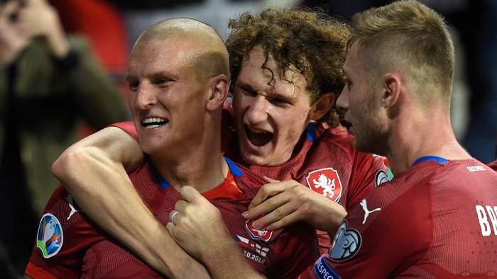 捷克惊险淘汰乌克兰挺进欧足联四强 捷克惊险淘汰乌克兰挺进欧足联四强