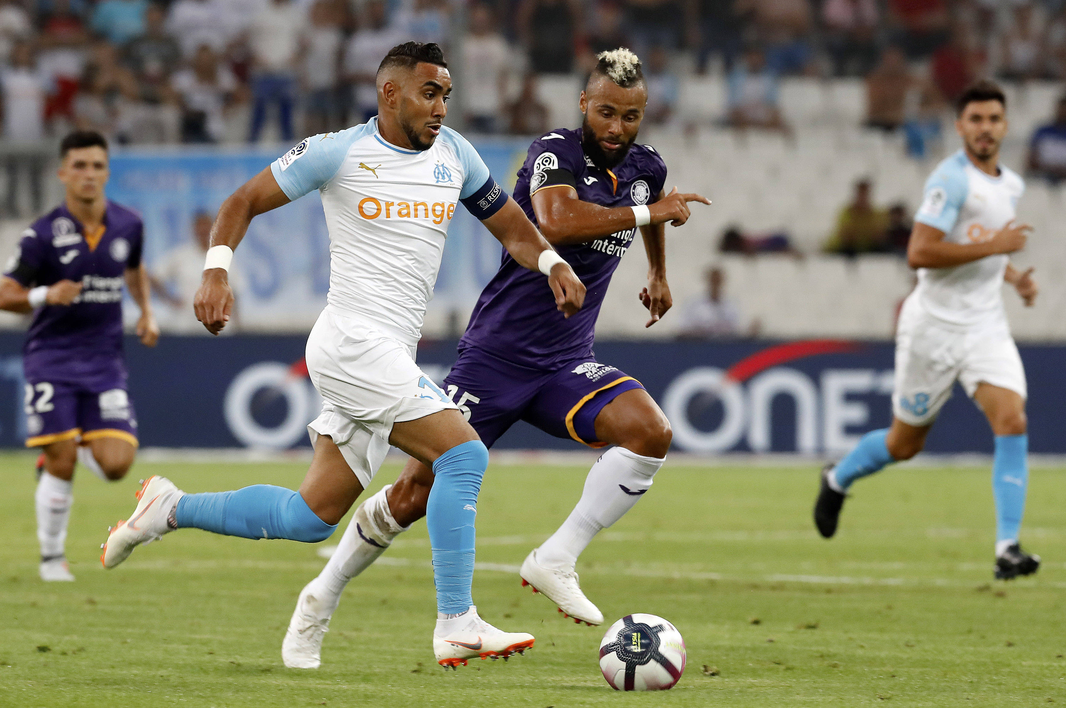 比利亚雷尔表现出色，占据积分榜前列的简单介绍