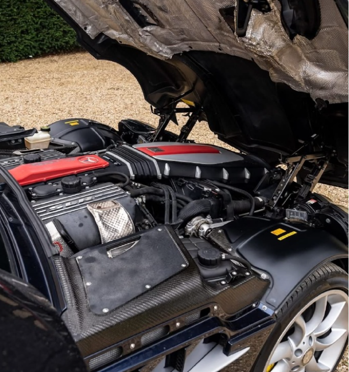 梅赛德斯碾压迈凯伦,汉密尔顿惊艳四座的简单介绍 梅赛德斯碾压迈凯伦,汉密尔顿惊艳四座的简单介绍