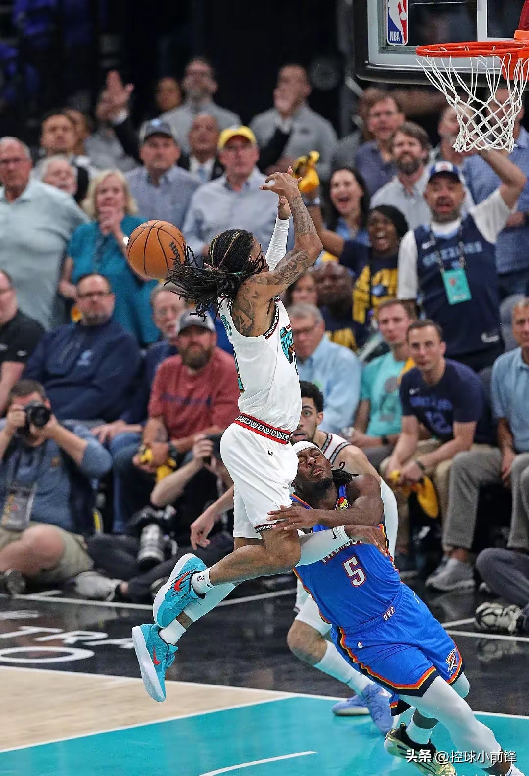 包含马刺绝杀灰熊，乔治·希尔统治全场的词条