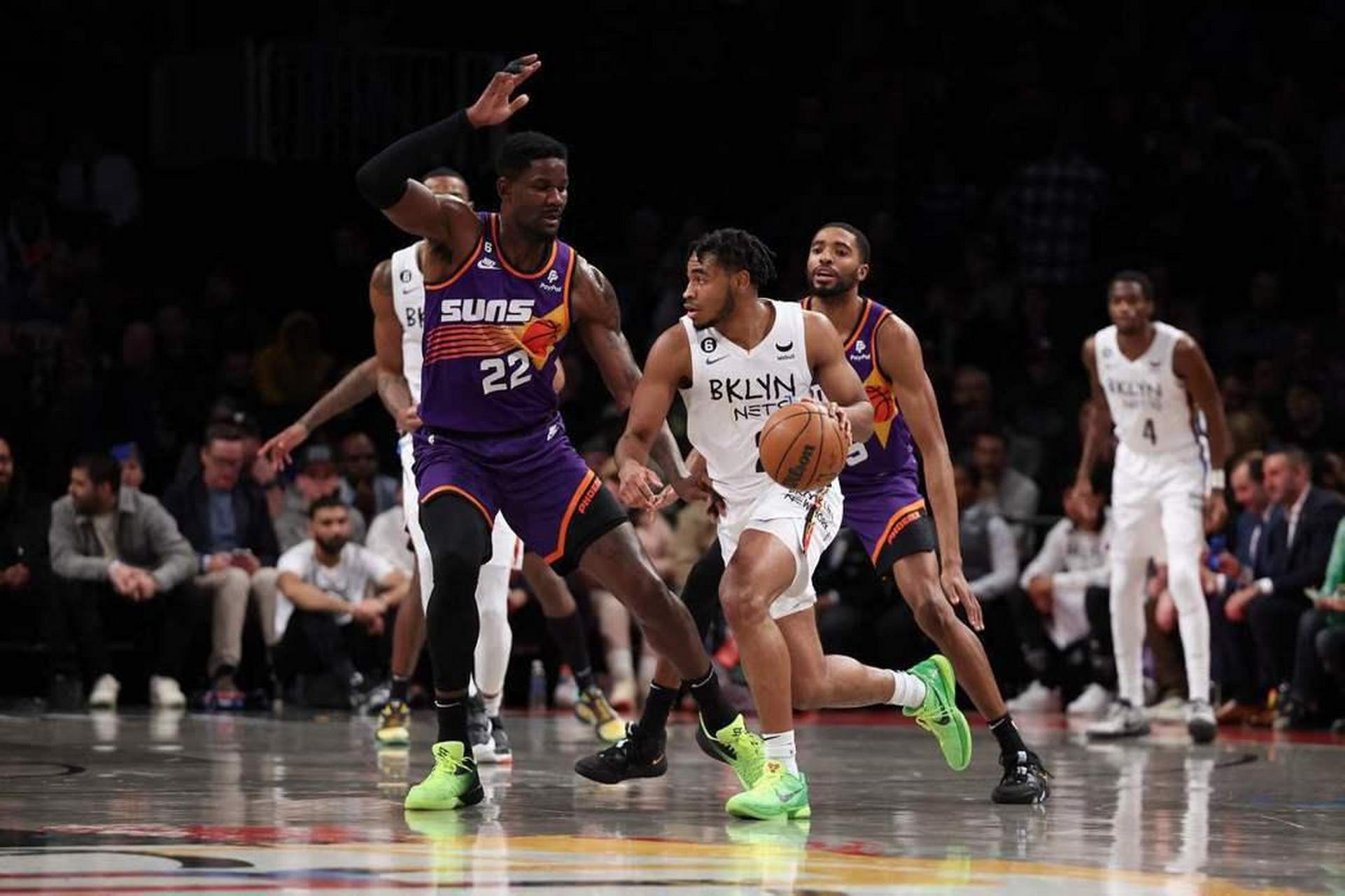 关于篮网B队鏖战76人，艾顿关键制胜的信息