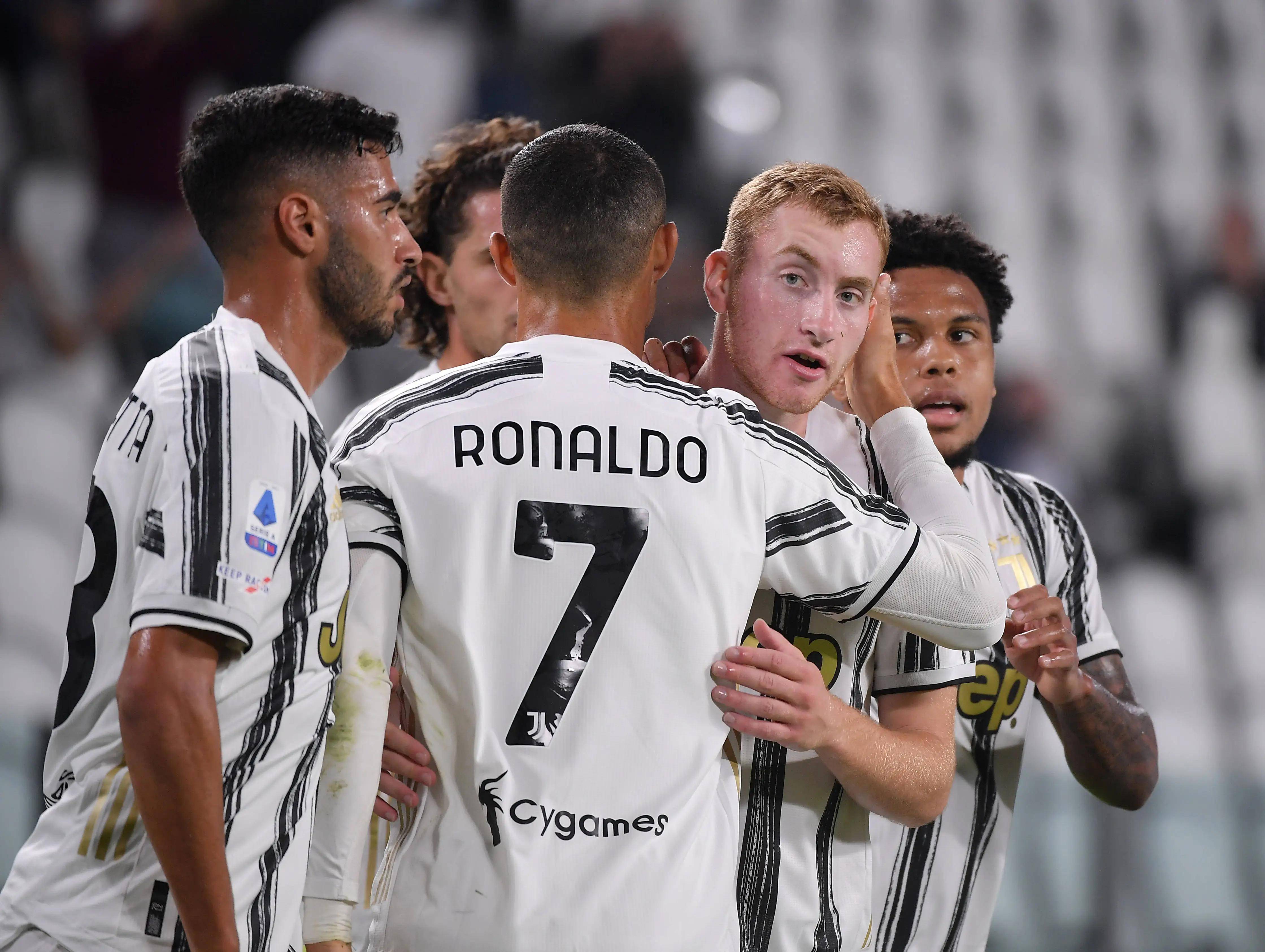 包含佛罗伦萨客场力克帕尔马，全取分保级希望的词条