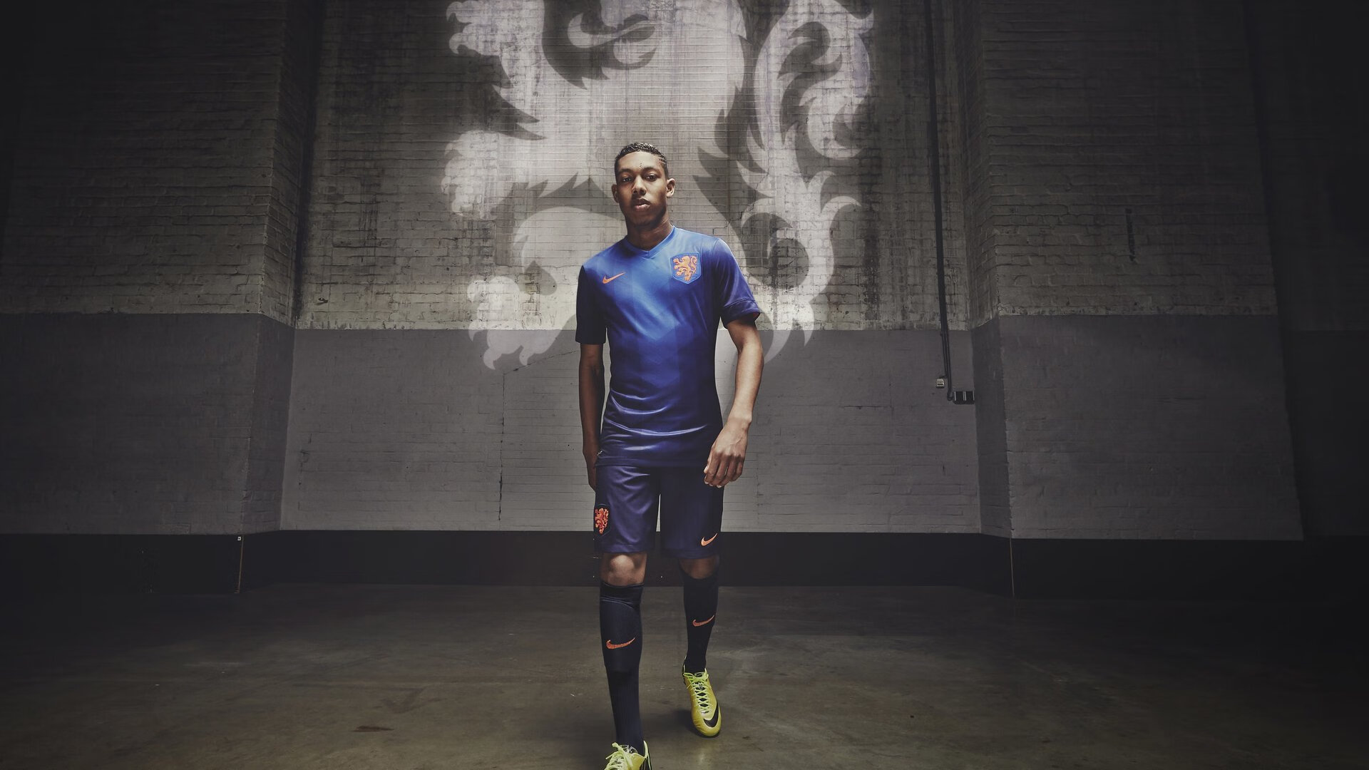 英超争冠之夜，姆巴佩如何成为攻防转换的终极核心