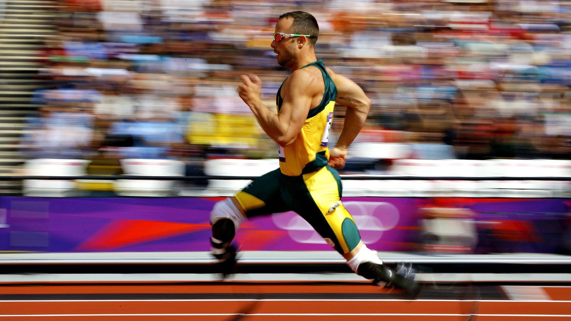 德甲争冠战之夜，拉什福德比赛走势一手掌控